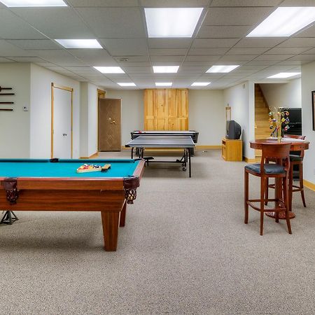 The Lodge At Trout Creek Bed And Breakfast Bagian luar foto