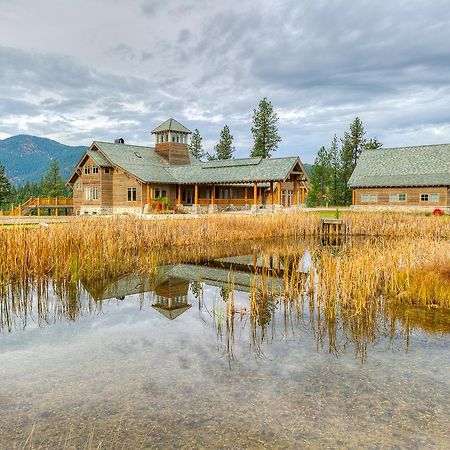 The Lodge At Trout Creek Bed And Breakfast Bagian luar foto