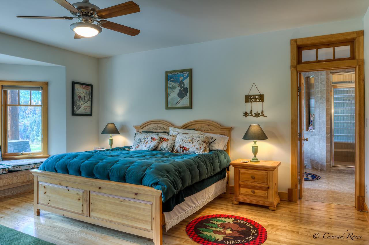 The Lodge At Trout Creek Bed And Breakfast Bagian luar foto